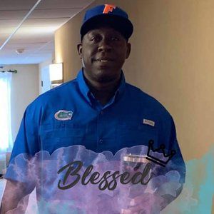 Meet your Posher, Carlous